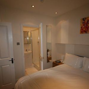 Kamer met een King Size Bed